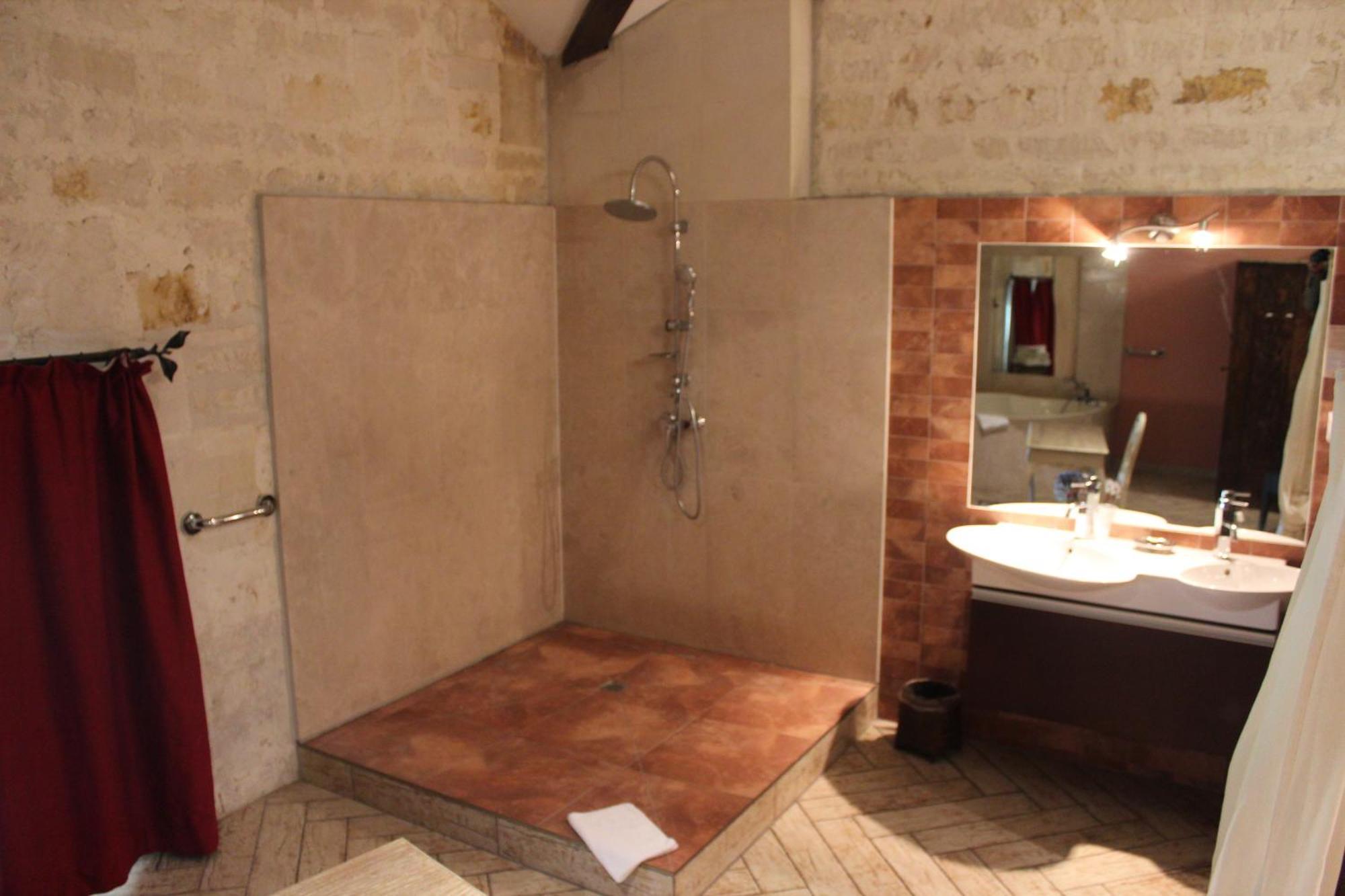 Domaine Des Chais Thénac Kamer foto